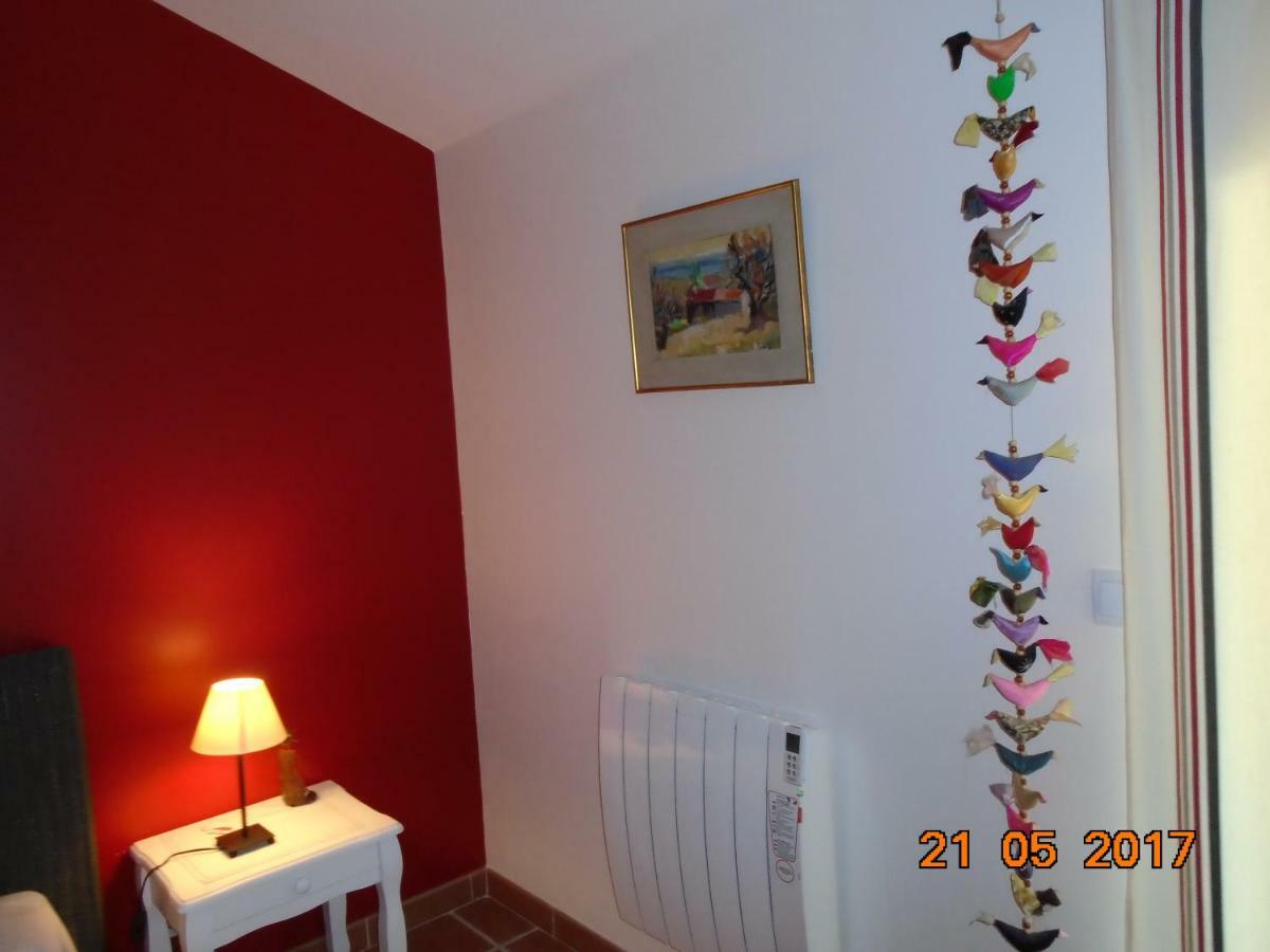 Les Trois Etangs Bed & Breakfast Saint-Viaud Exterior photo